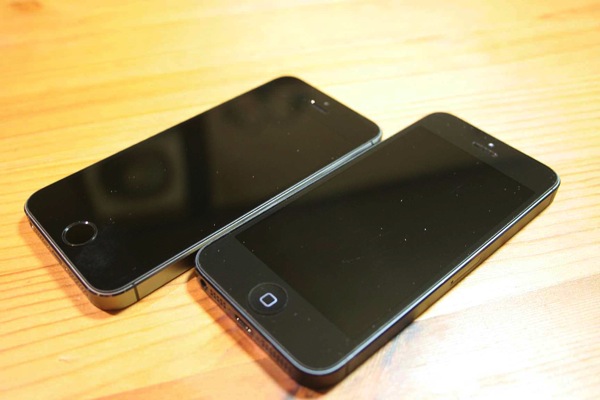 Iphone 5sの新色スペースグレイはブラックよりカッコよかったよ ロボコップ トレイラー 茅ヶ崎に風が吹いてた