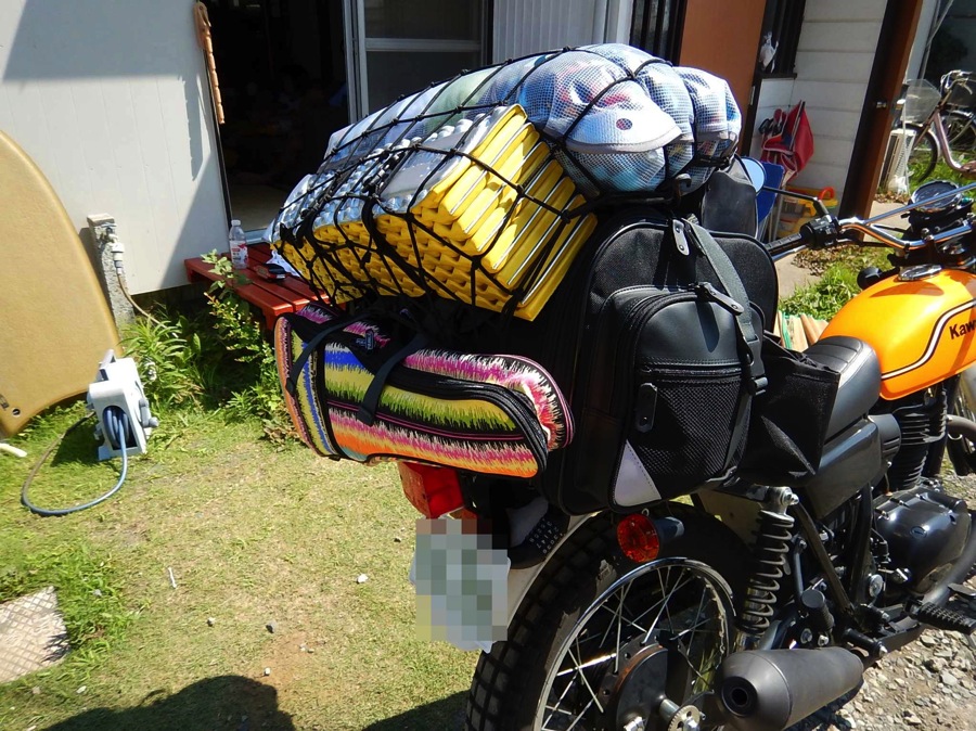 これなしじゃはじまらない！バイク旅に不可欠な大容量シートバッグ『モトフィズ フィールドシートバッグ MFK-101』 | 茅ヶ崎に風が吹いてく。